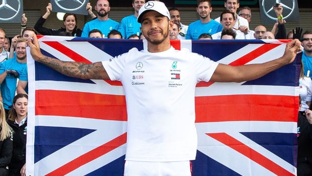 Lewis-Hamilton-F1-Mercedes-star-Mexico-Grand-Prix-min