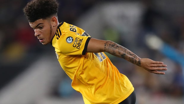 Morgan-Gibbs-White-Wolverhampton-Wanderers-min