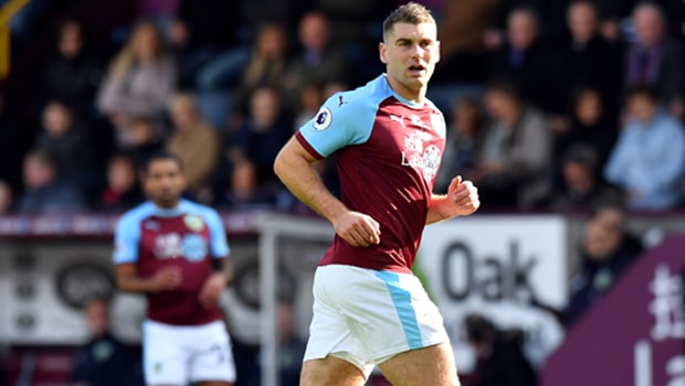 Sam-Vokes-Burnley-striker-min