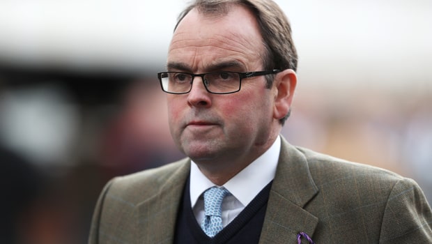 Alan-King-Horse-Racing-min