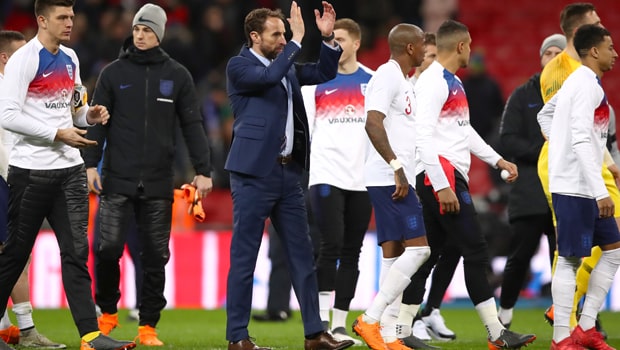 Gareth-Southgate-England-Euro-2020-Football-min