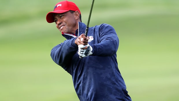 Tiger-Woods-Golf-min