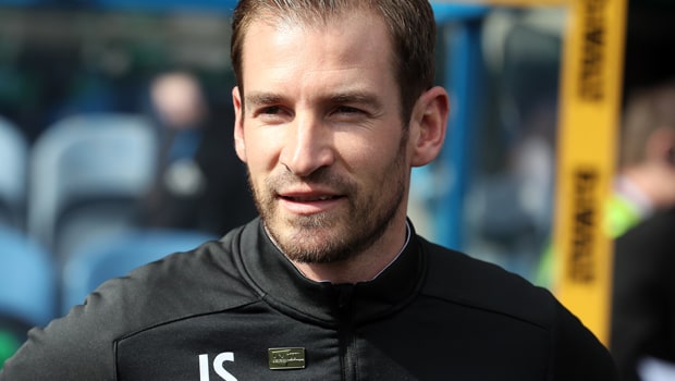 Jan-Siewert-Huddersfield-Town-min