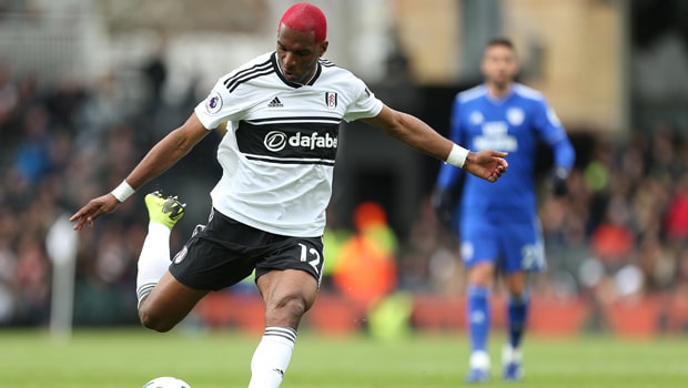 Ryan-Babel-Fulham-min