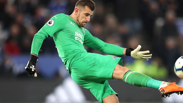 Martin-Dubravka-Newcastle-min