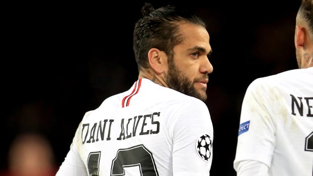 Dani-Alves-Paris-Saint-Germain