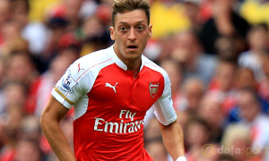 Arsenal midfielder Mesut Ozil