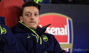 Mesut-Ozil-Arsenal-extension