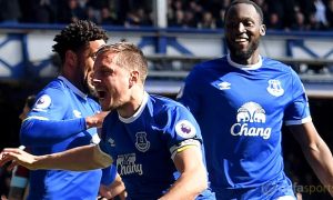 Everton-skipper-Phil-Jagielka