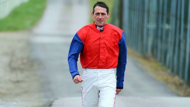 Davy-Russell-Horse-Racing-min