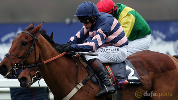 Benatar-Horse-Racing-Cheltenham-Festival