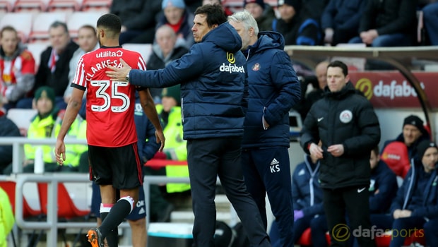 Sunderland-manager-Chris-Coleman-and-Jake-Clarke-Salter