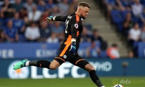 Leicester-City-goalkeeper-Ben-Hamer-min