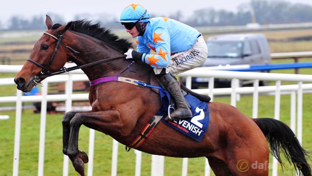 Un-De-Sceaux-Horse-Racing-Devenish-Chase-min