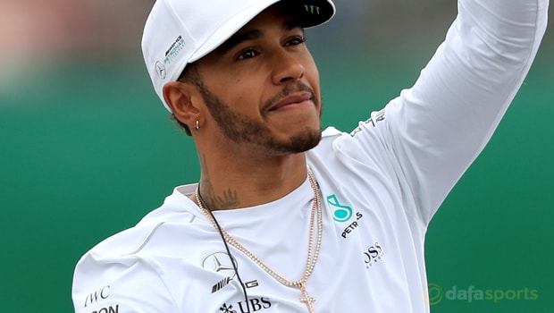 Lewis-Hamilton-Formula-1-Mercede-min