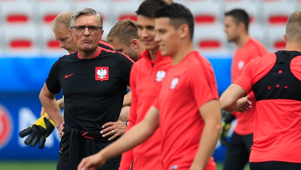 Poland-manager-Adam-Nawalka-World-Cup-min