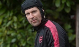 Petr-Cech-Arsenal-min