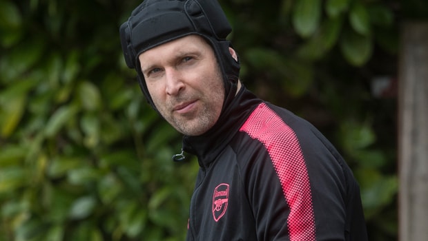 Petr-Cech-Arsenal-min