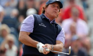 Phil-Mickelson-Golf-Ryder-Cup--min