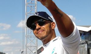 Mercedes-driver-Lewis-Hamilton-Singapore-Grand-Prix-min