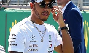 Lewis-Hamilton-F1-Mercedes-min