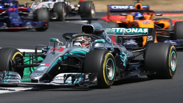 Lewis-Hamilton-Mercedes-Drivers-Championship-min