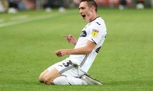 Connor-Roberts-Swansea-City-right-back-min