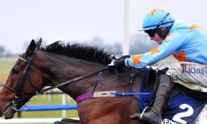 Un-De-Sceaux-Horse-Racing-min