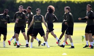 Henrikh-Mkhitaryan-Arsenal-Europa-League-min