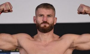 Blanchowicz Hands Adesanya First MMA Defeat