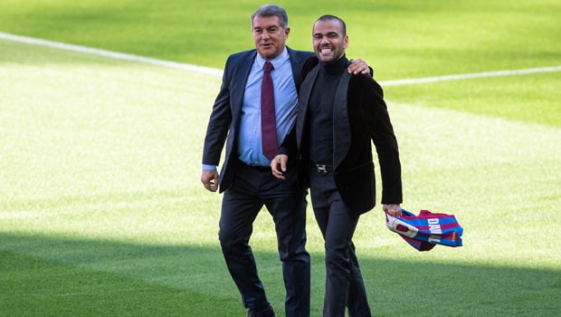 Joan Laporta Dani Alves Barcelona